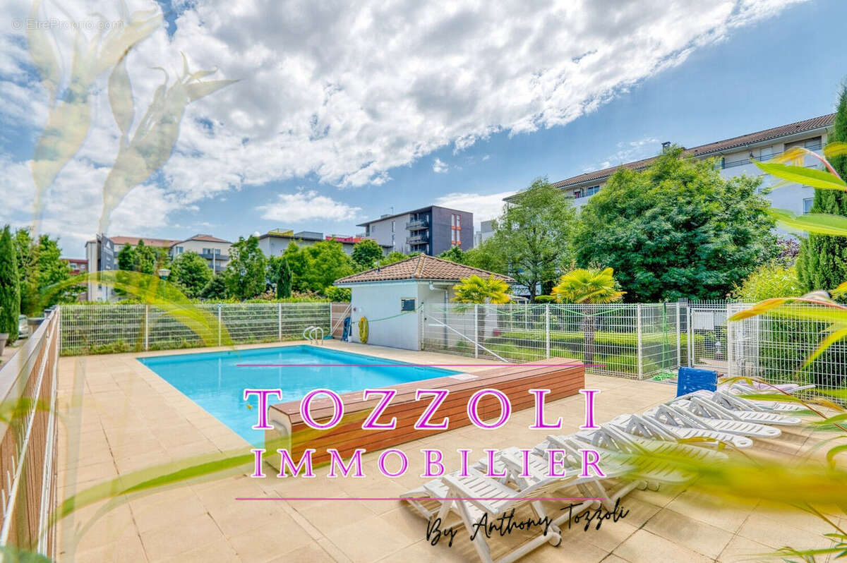 Appartement à L&#039;ISLE-D&#039;ABEAU