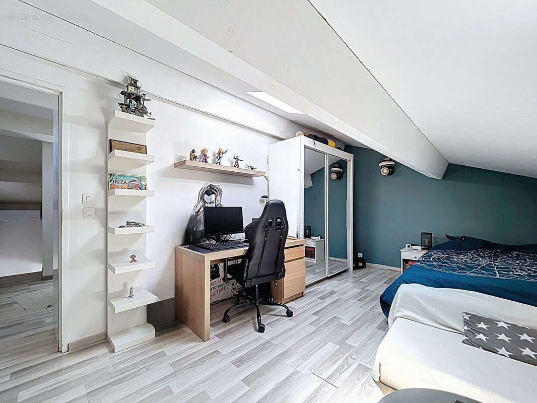 Maison à SIX-FOURS-LES-PLAGES