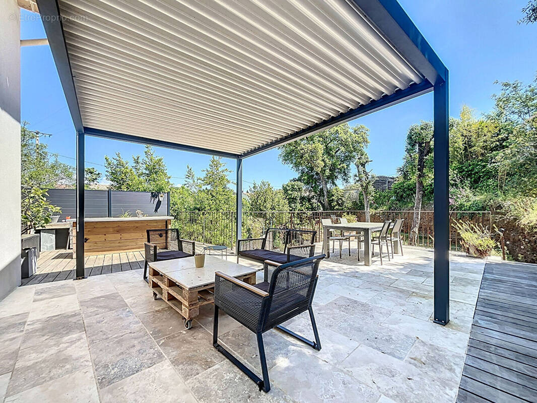 Maison à SIX-FOURS-LES-PLAGES