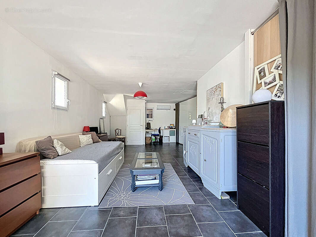 Maison à SIX-FOURS-LES-PLAGES