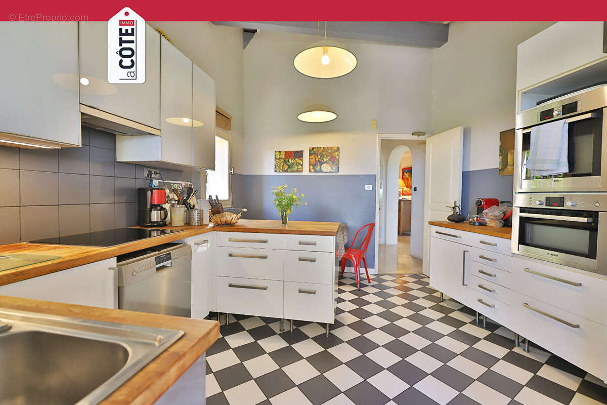 Maison à CARRY-LE-ROUET