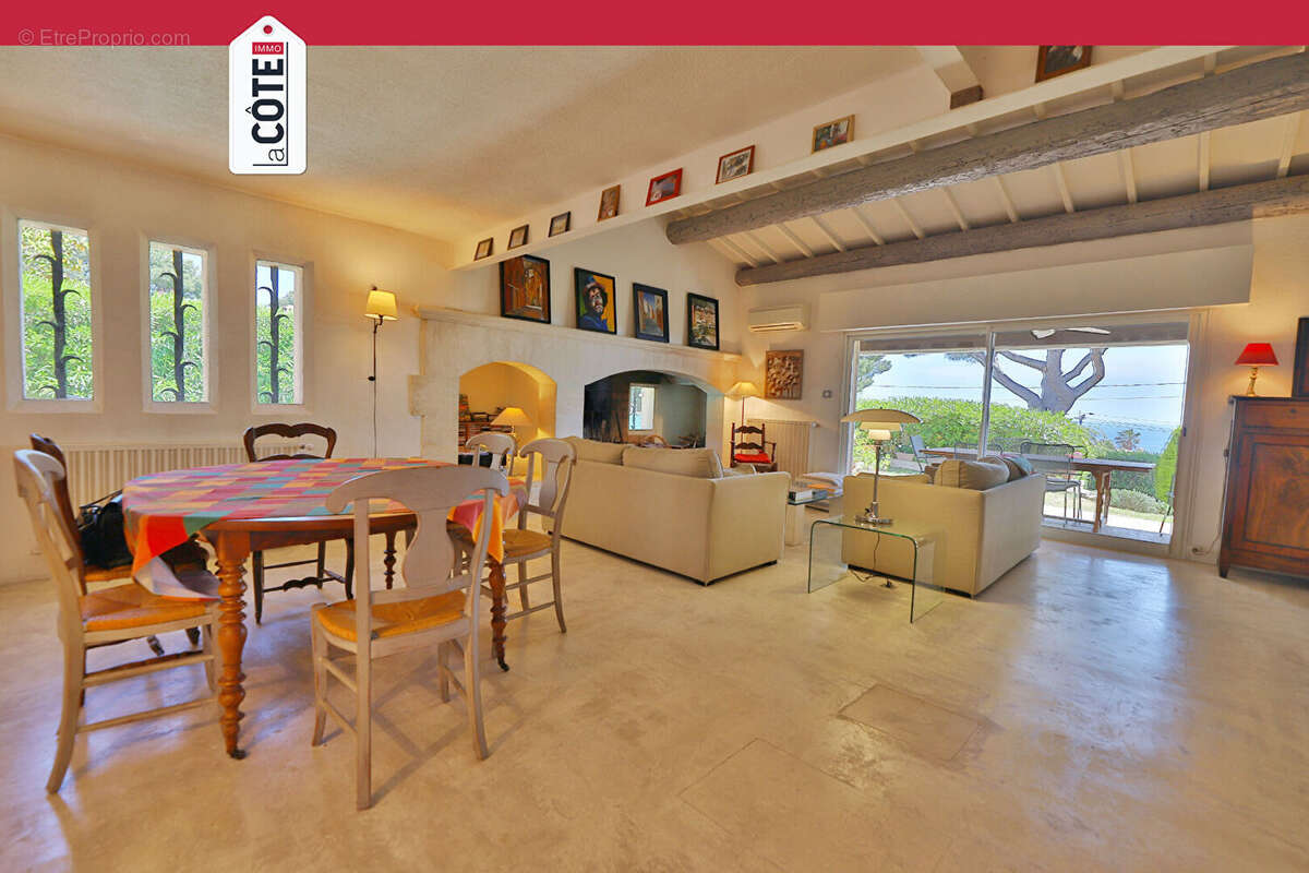 Maison à CARRY-LE-ROUET