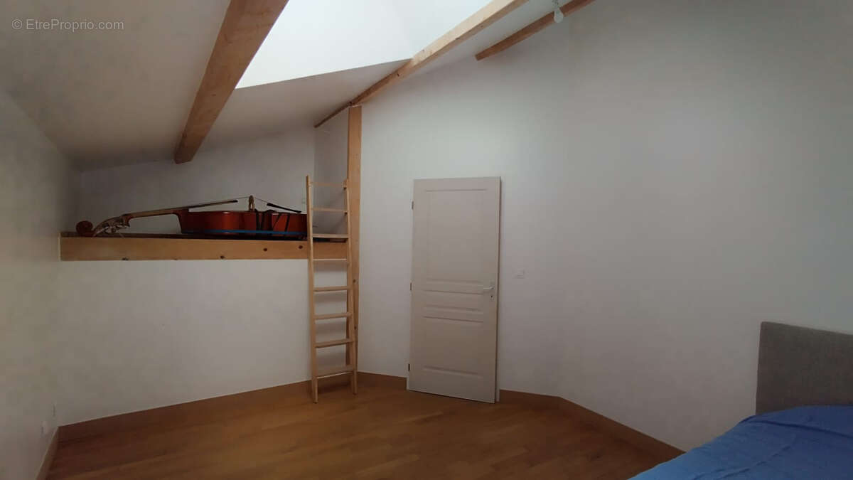 Maison à SAINTE-PAZANNE