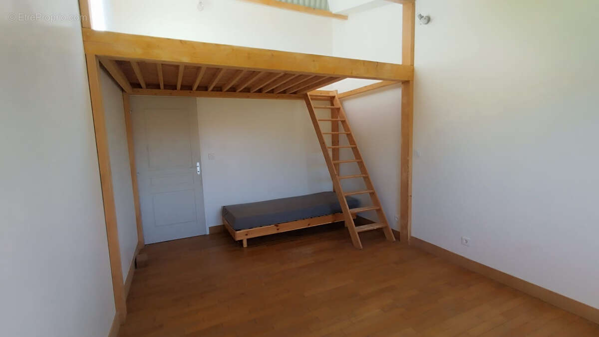 Maison à SAINTE-PAZANNE