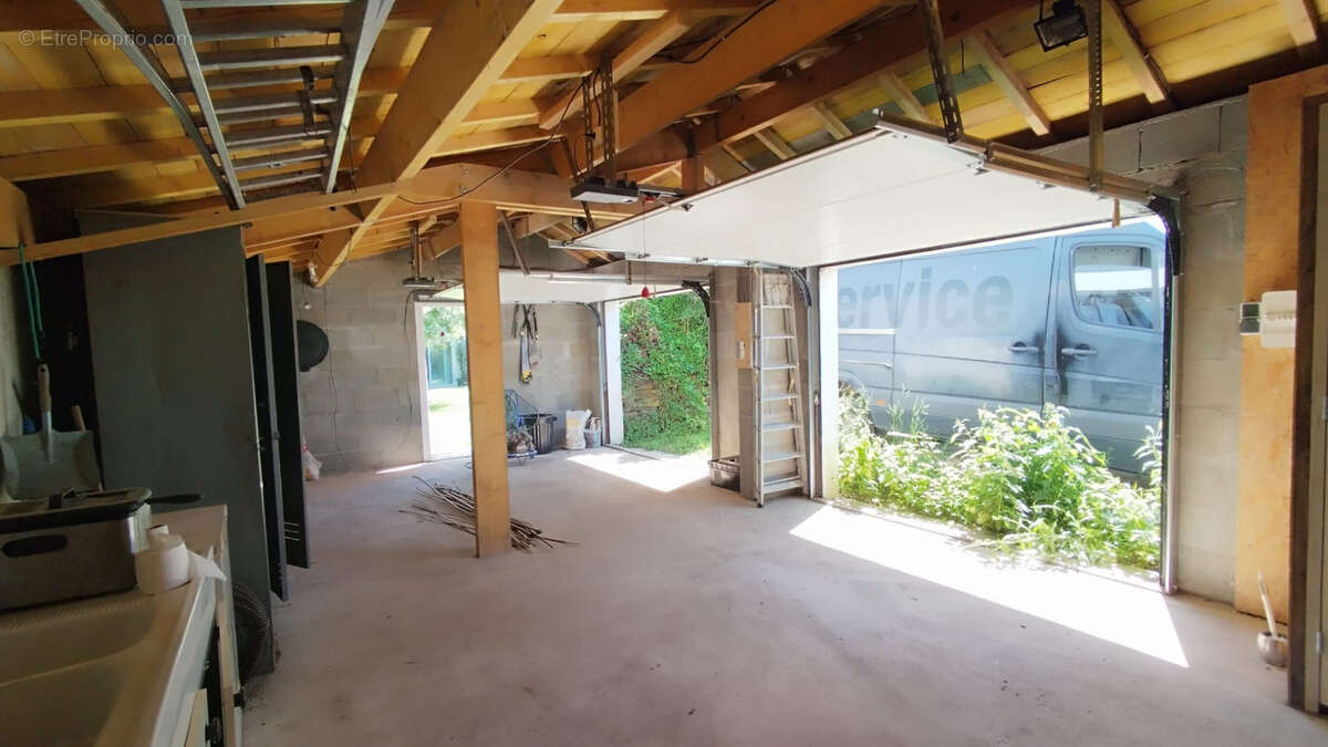 Maison à SAINTE-PAZANNE