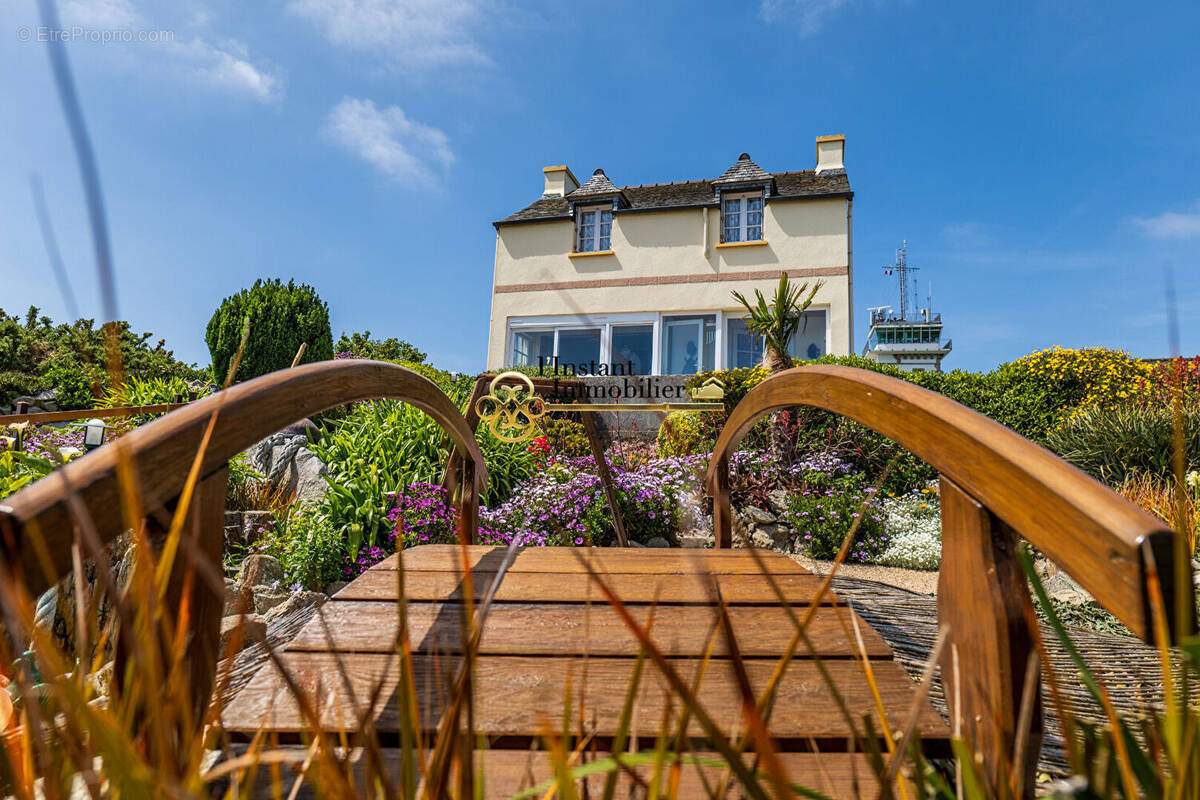 Maison à ILE-DE-BATZ