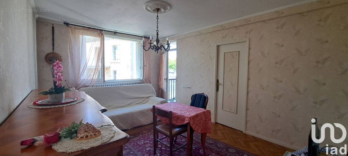 Photo 1 - Appartement à THOUARS