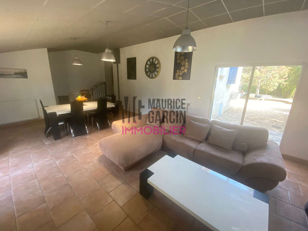 Maison à BEDARRIDES