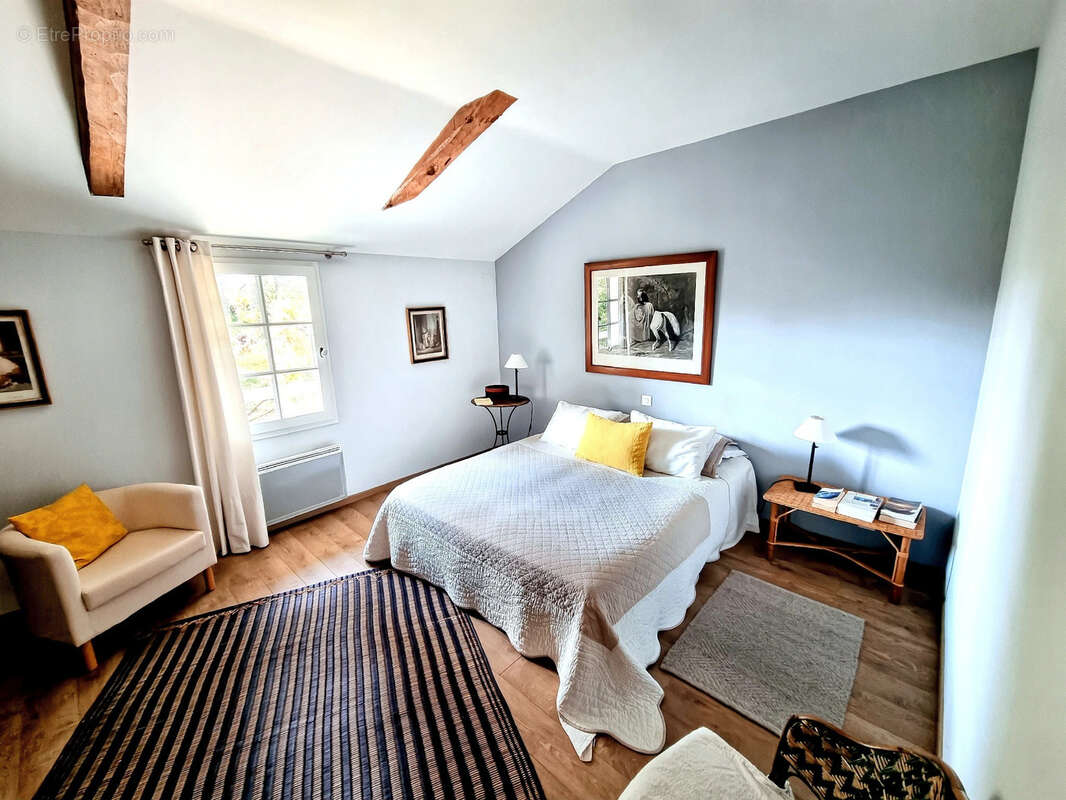 Maison à SAINT-JULIEN-EN-BORN