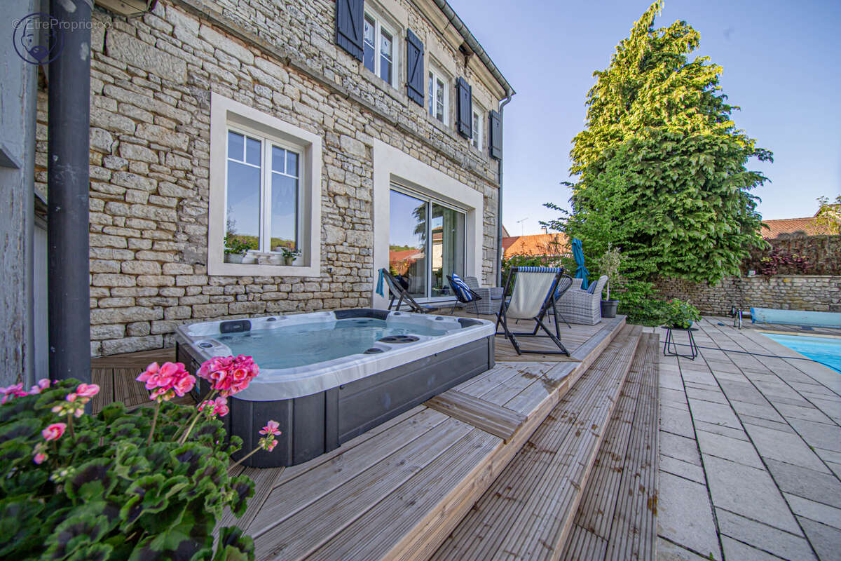 Maison à LIGNY-EN-BARROIS