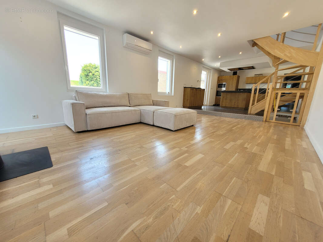 Maison à GOUY-SERVINS