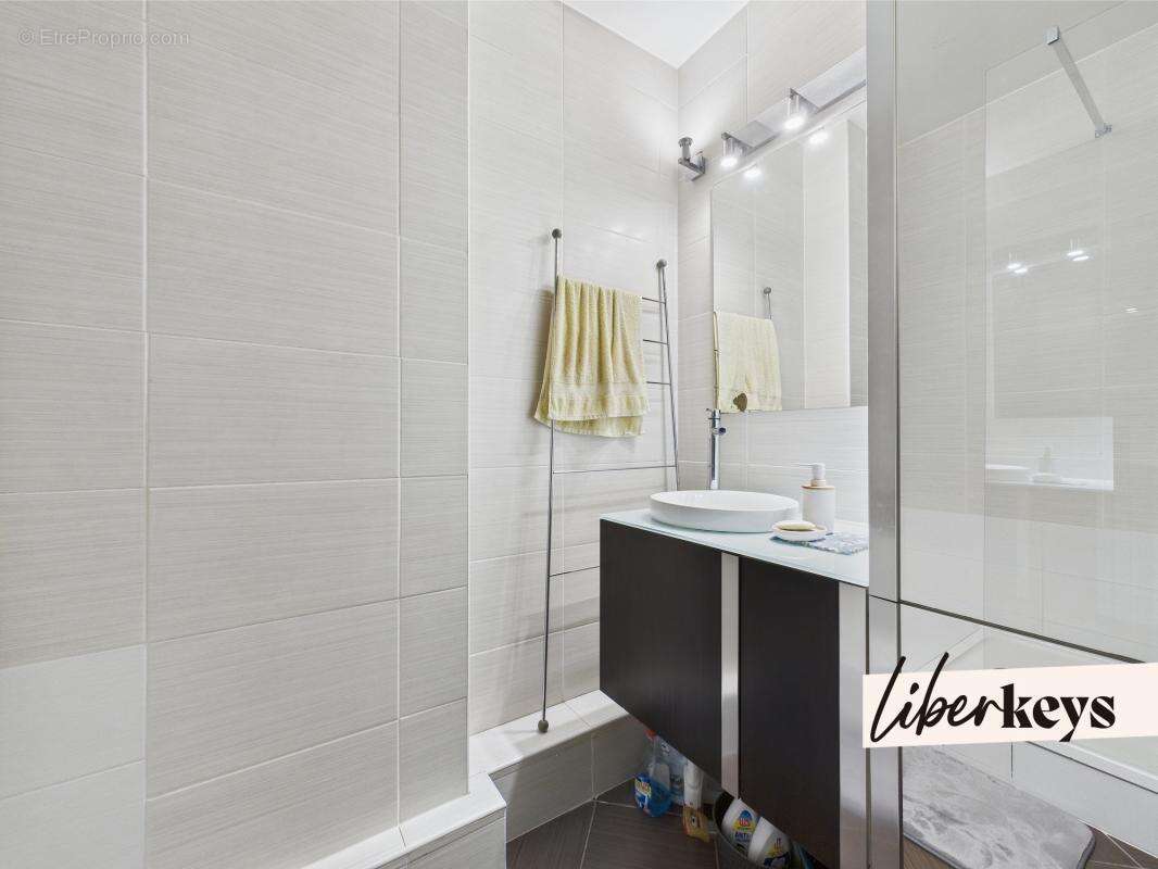 Appartement à SAINT-MAUR-DES-FOSSES