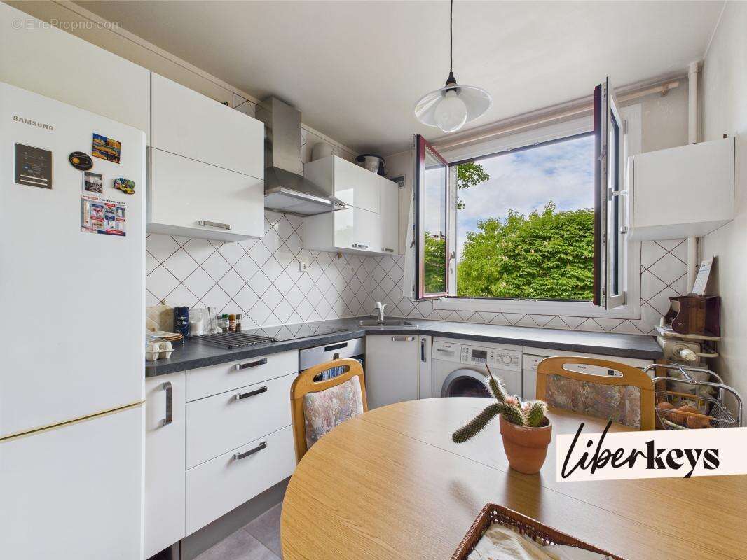 Appartement à SAINT-MAUR-DES-FOSSES