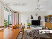 Appartement à SAINT-MAUR-DES-FOSSES