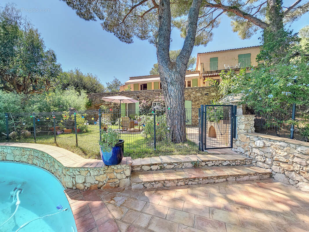 Maison à CAVALAIRE-SUR-MER