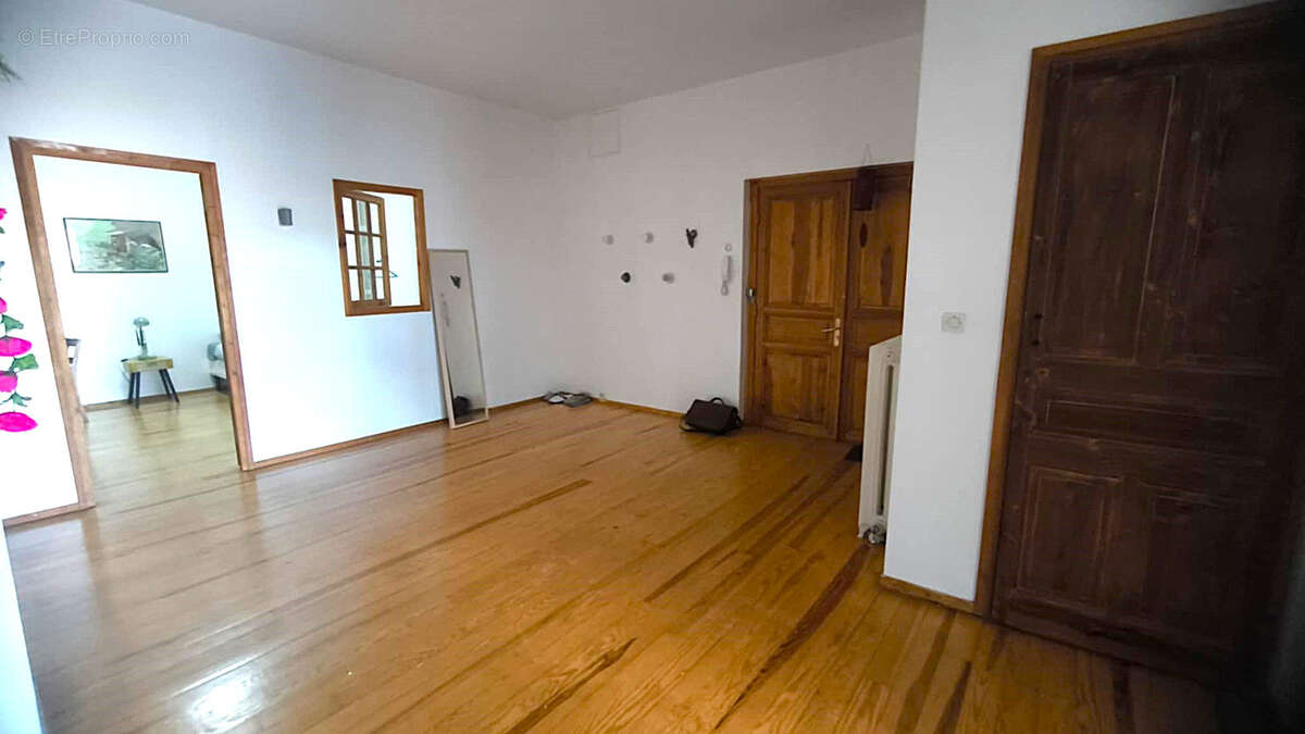 Commerce à LE PUY-EN-VELAY