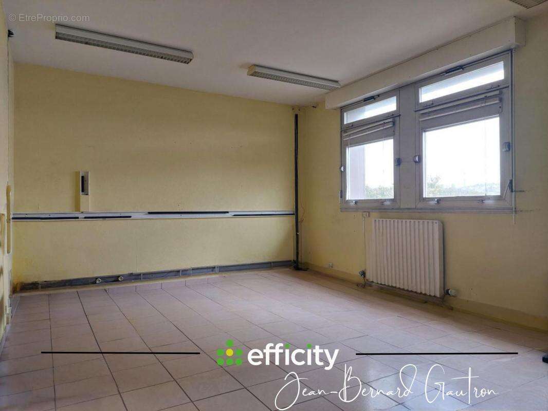 Commerce à GUINGAMP