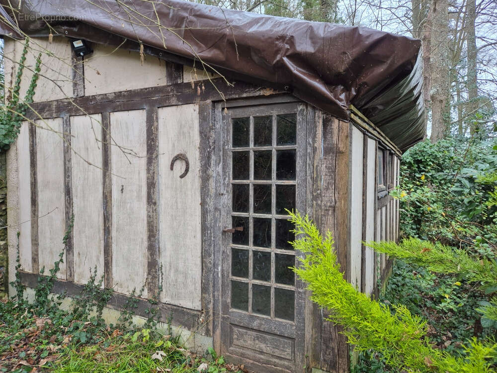 Maison à LES MESNULS