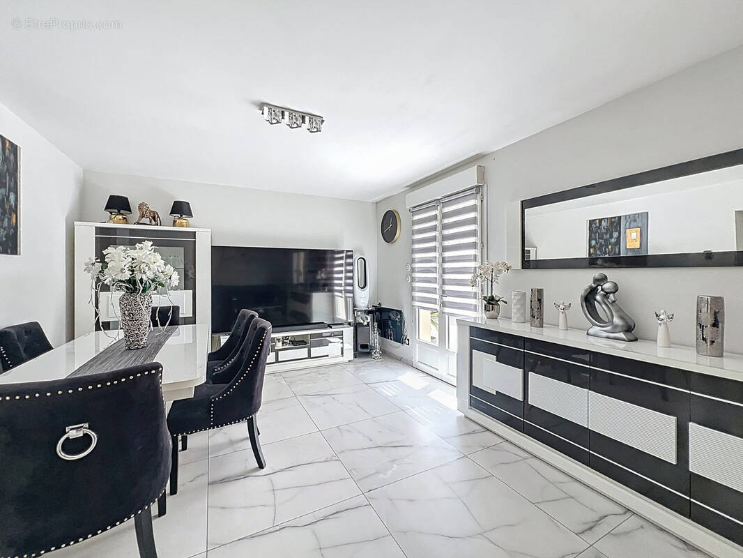 Maison à SAINT-CYPRIEN