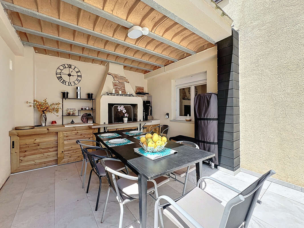 Maison à SAINT-CYPRIEN