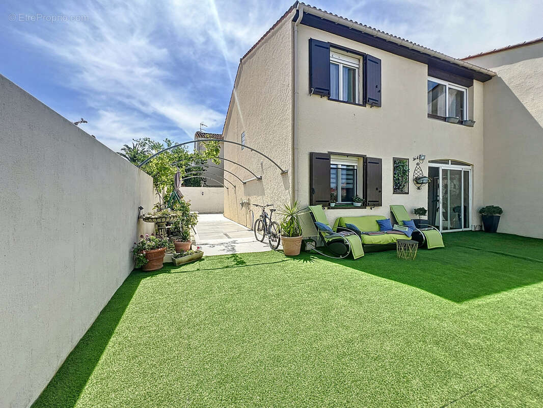 Maison à SAINT-CYPRIEN