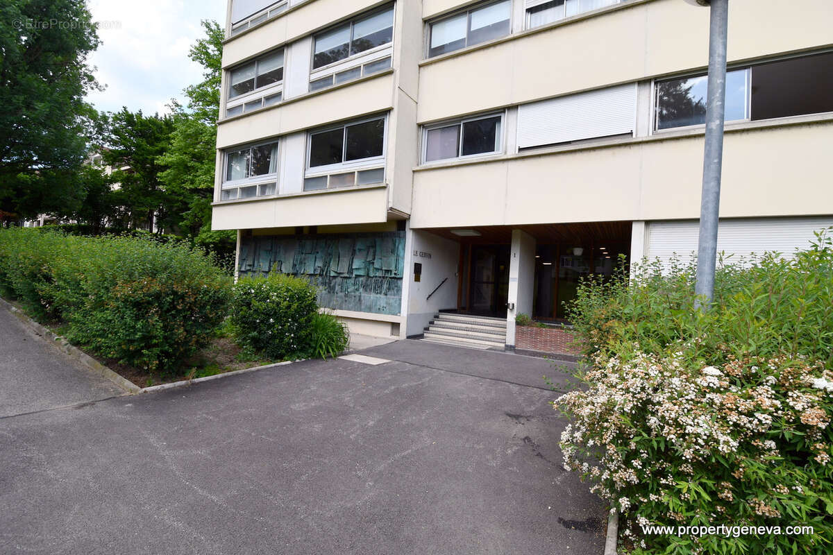 Appartement à FERNEY-VOLTAIRE