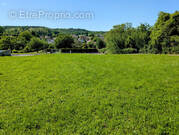 Terrain à AVANNE-AVENEY