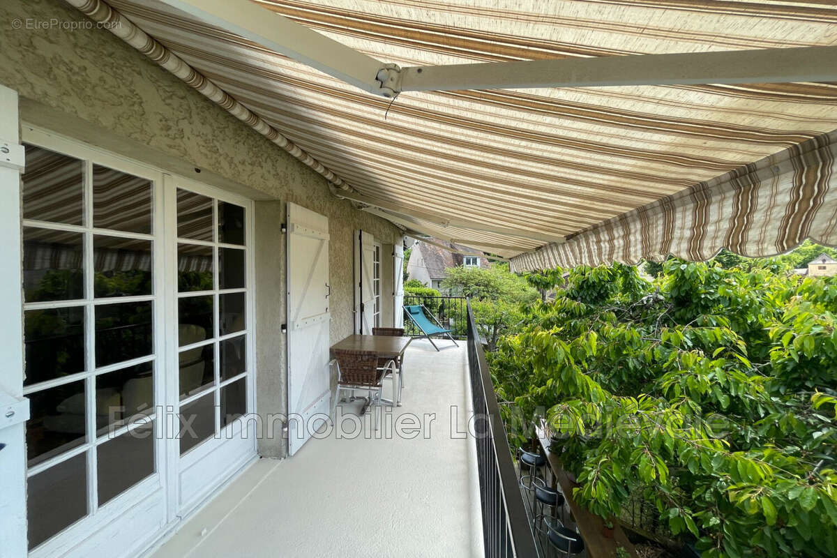 Maison à SARLAT-LA-CANEDA