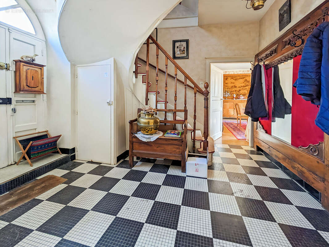 Maison à DOL-DE-BRETAGNE