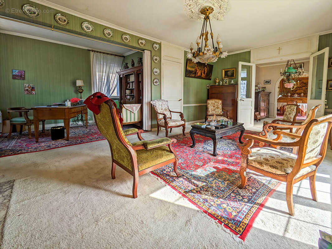 Maison à DOL-DE-BRETAGNE