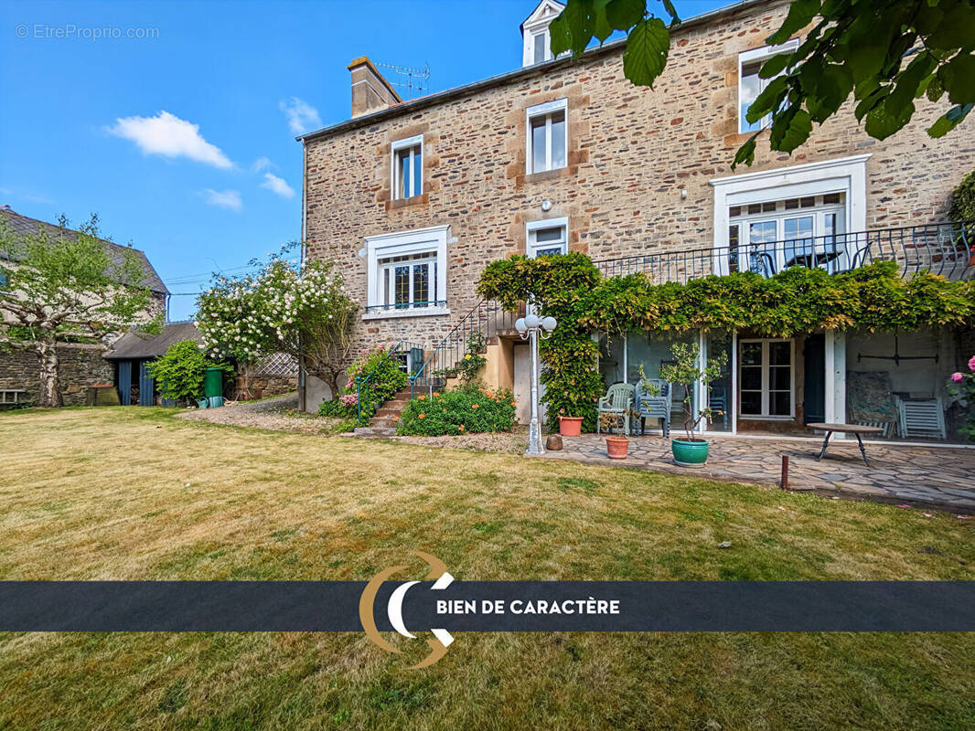 Maison à DOL-DE-BRETAGNE