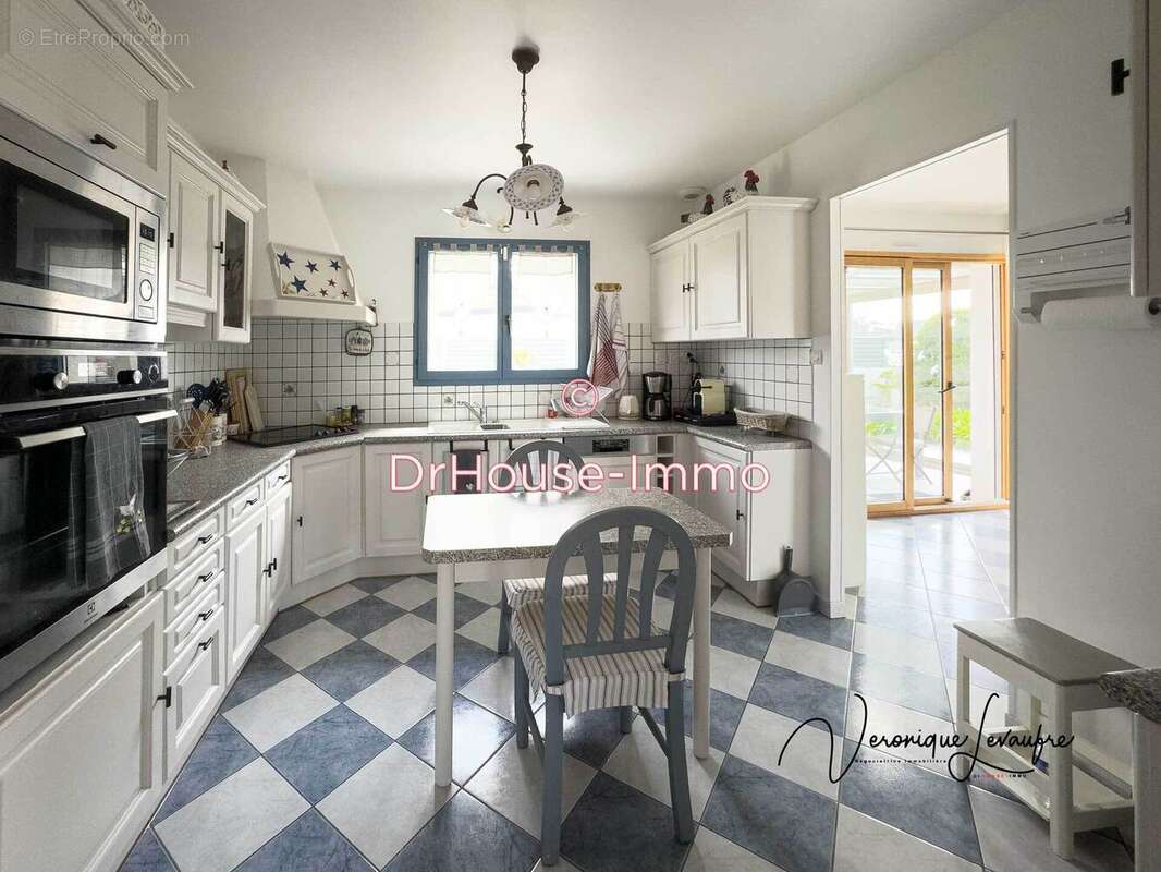 Maison à AGON-COUTAINVILLE