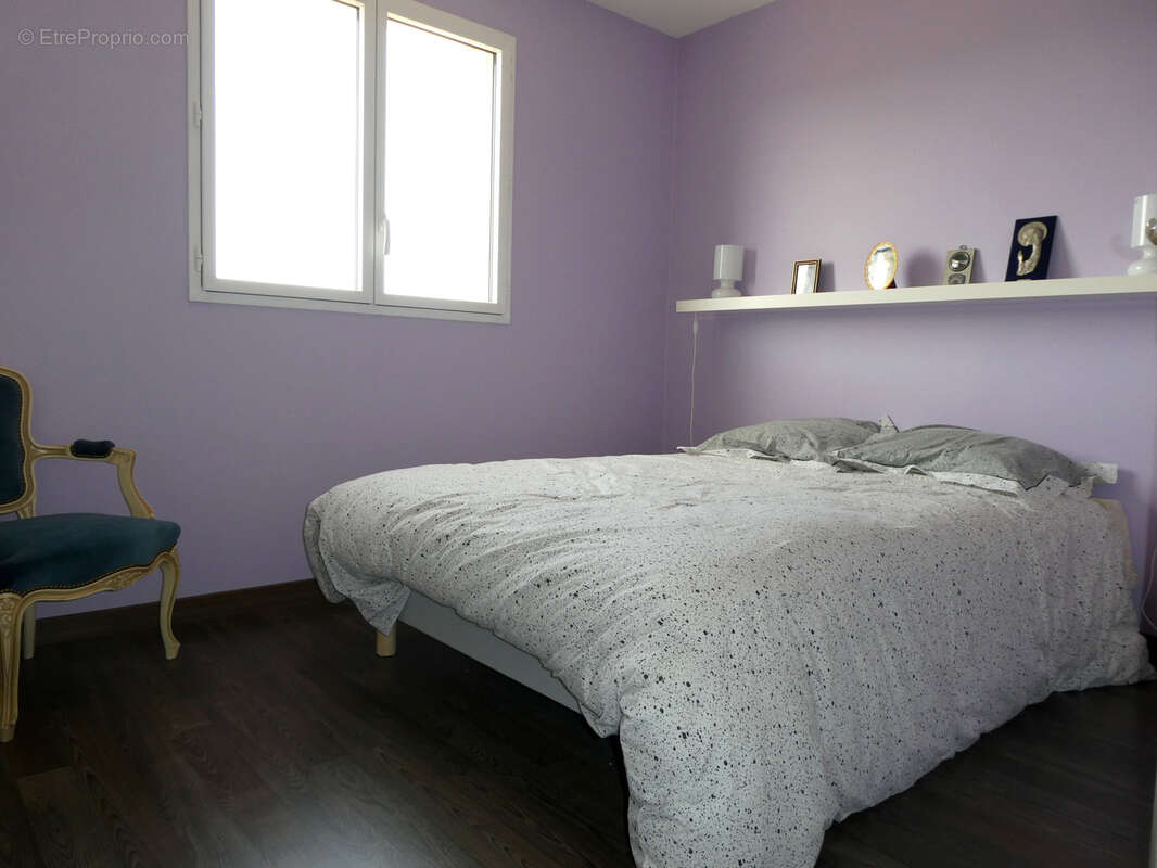 Maison à SAINT-LAURENT-DE-CHAMOUSSET