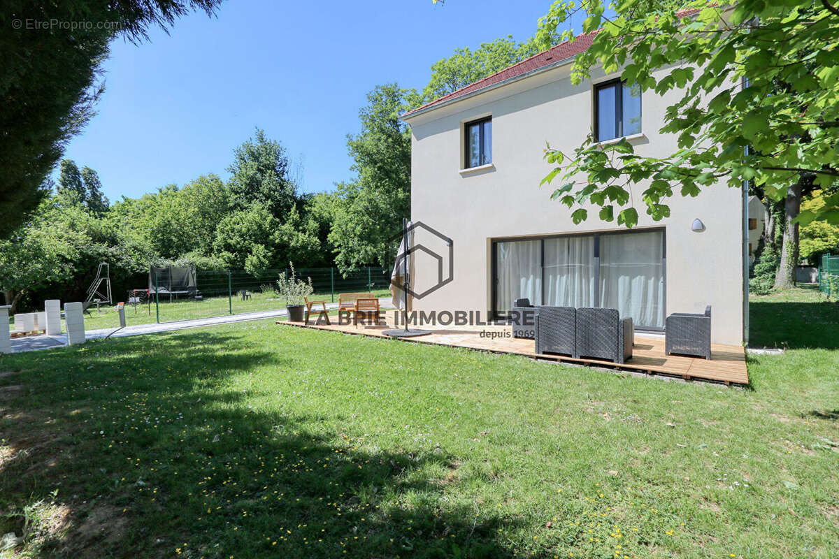 Maison à MAROLLES-EN-BRIE