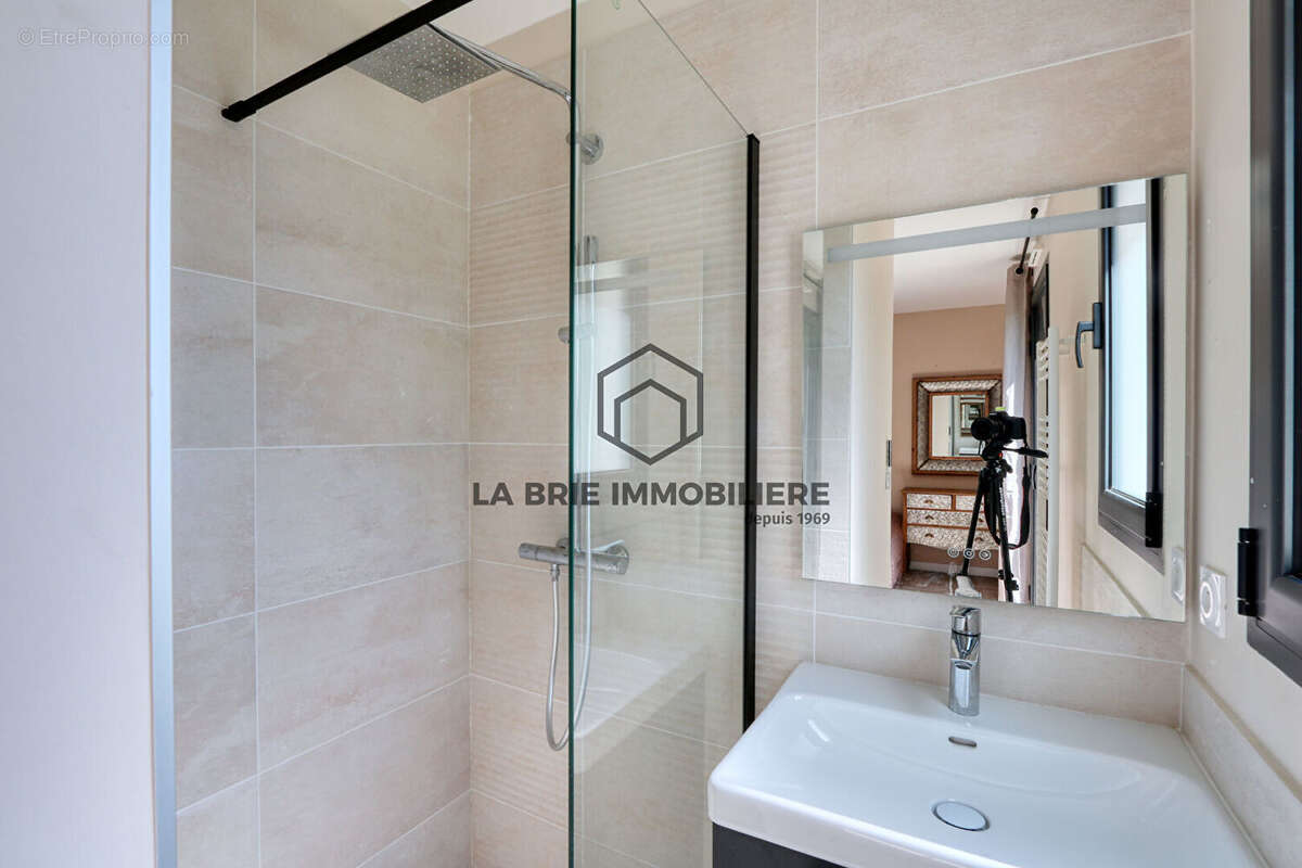 Maison à MAROLLES-EN-BRIE