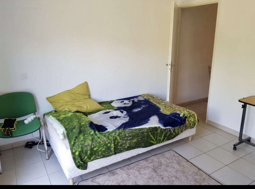 Appartement à RODILHAN