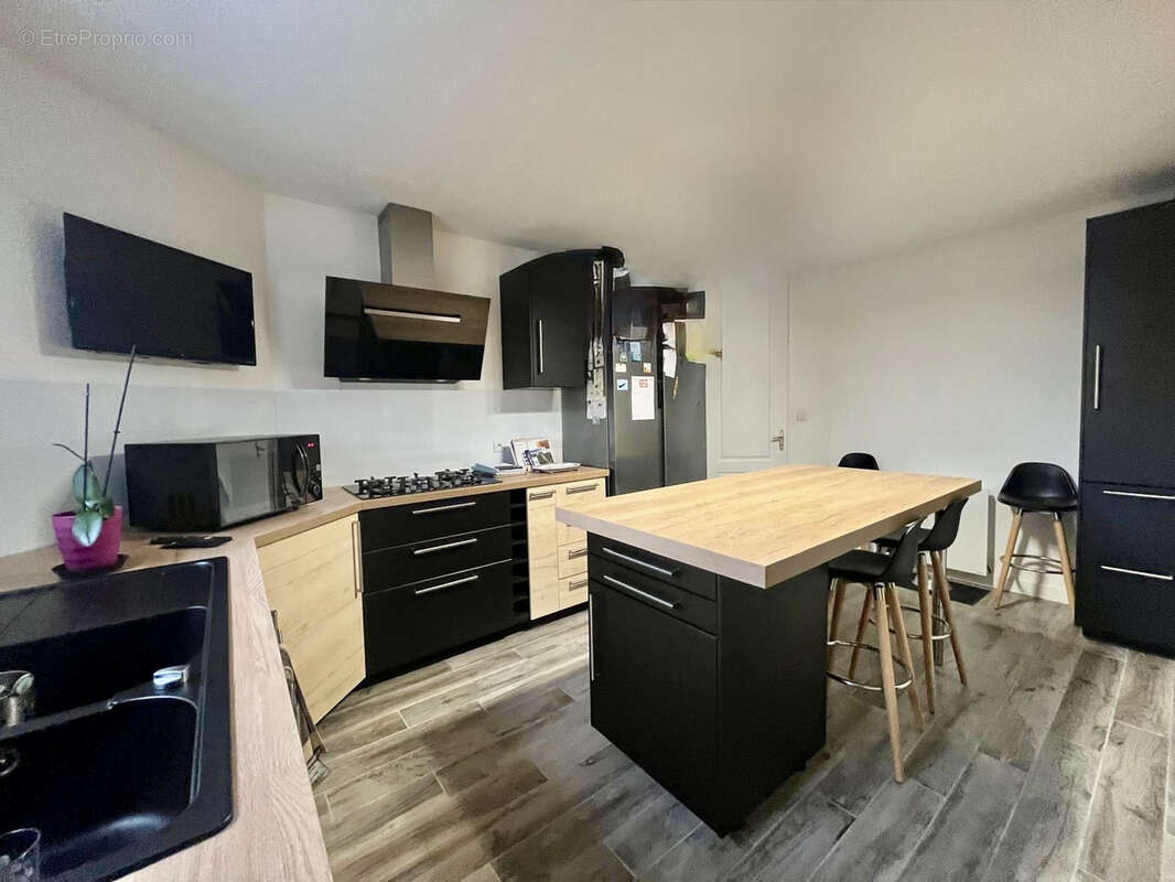 Maison à BELIN-BELIET