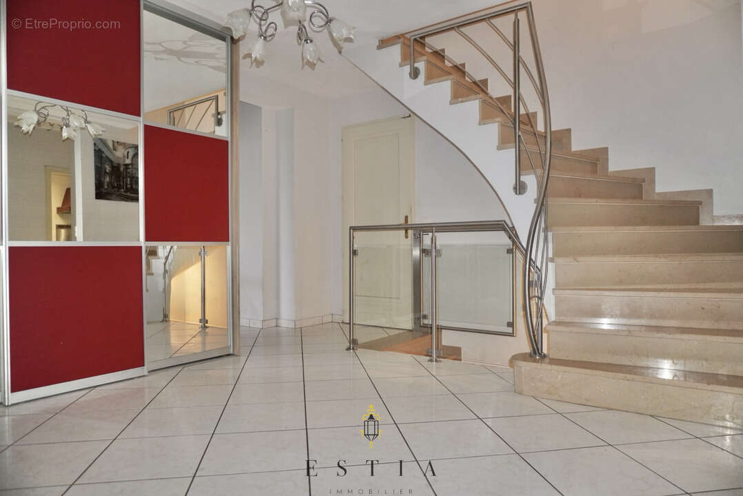 Maison à VILLEY-SAINT-ETIENNE