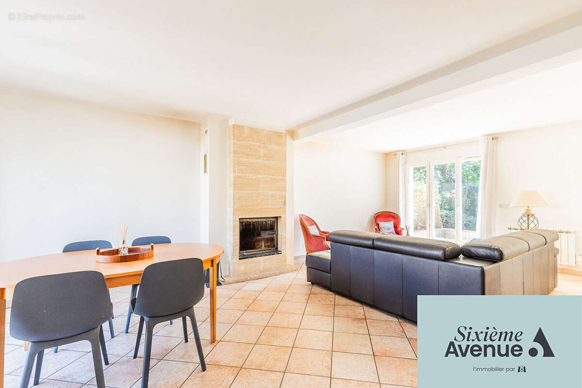 Maison à CHILLY-MAZARIN