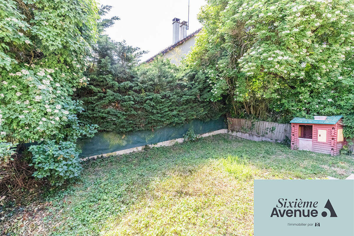 Maison à CHILLY-MAZARIN