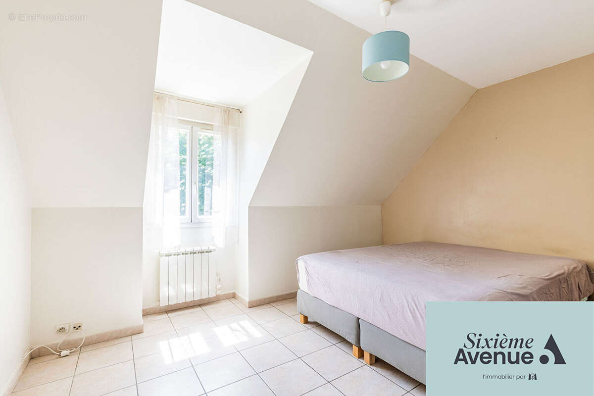 Maison à CHILLY-MAZARIN