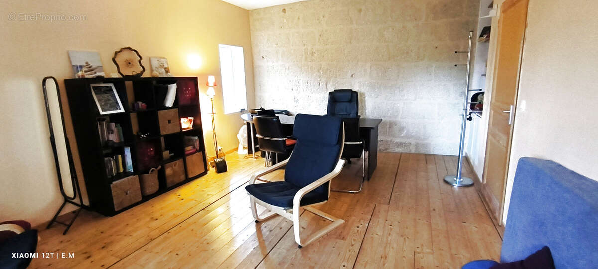 Commerce à VILLEVIEILLE