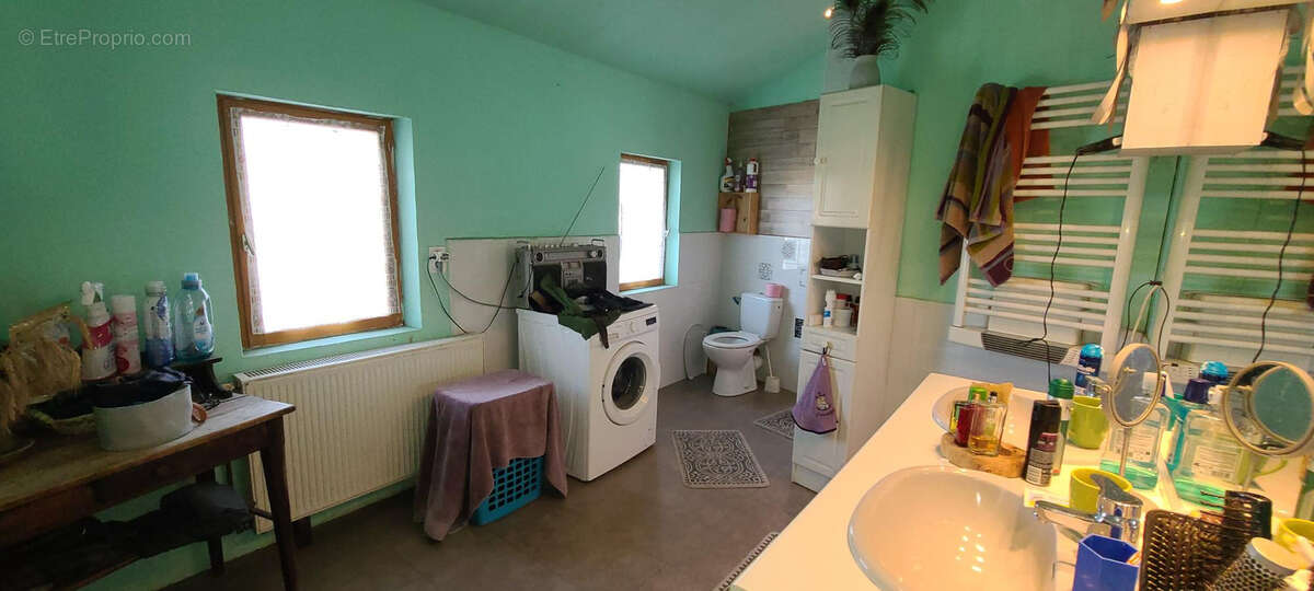 Maison à MONTREJEAU