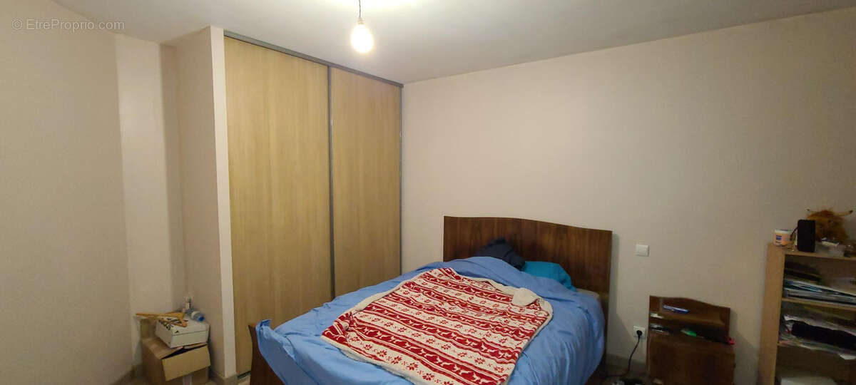 Maison à MONTREJEAU