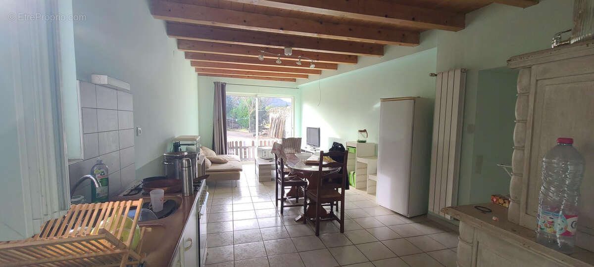 Maison à MONTREJEAU