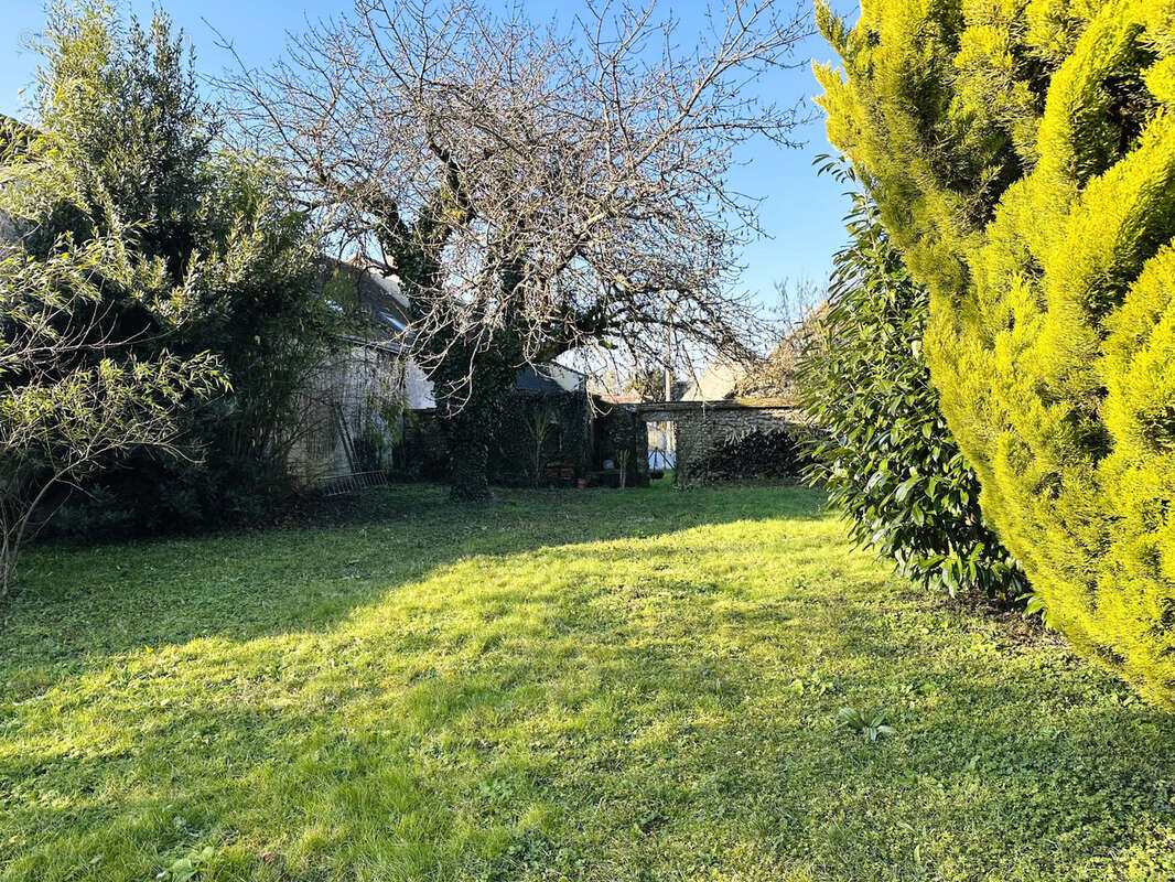 Maison à AUNAY-SOUS-AUNEAU