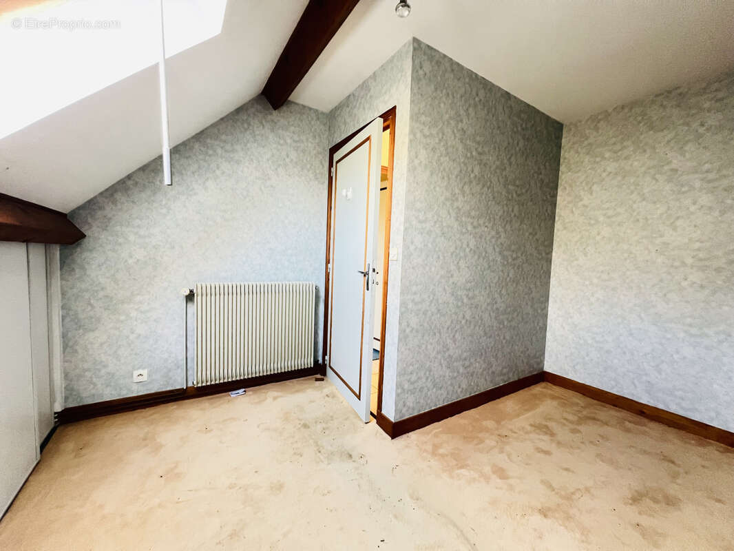 Maison à AUNAY-SOUS-AUNEAU