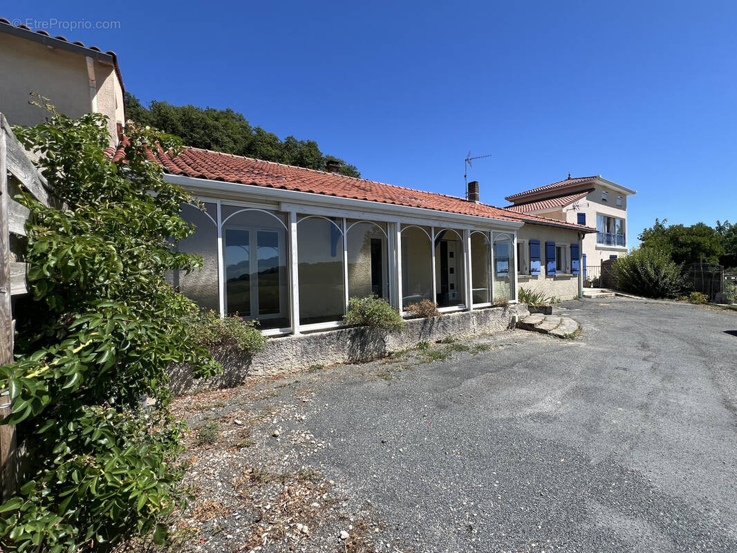 Maison à SAINT-PAUL-CAP-DE-JOUX