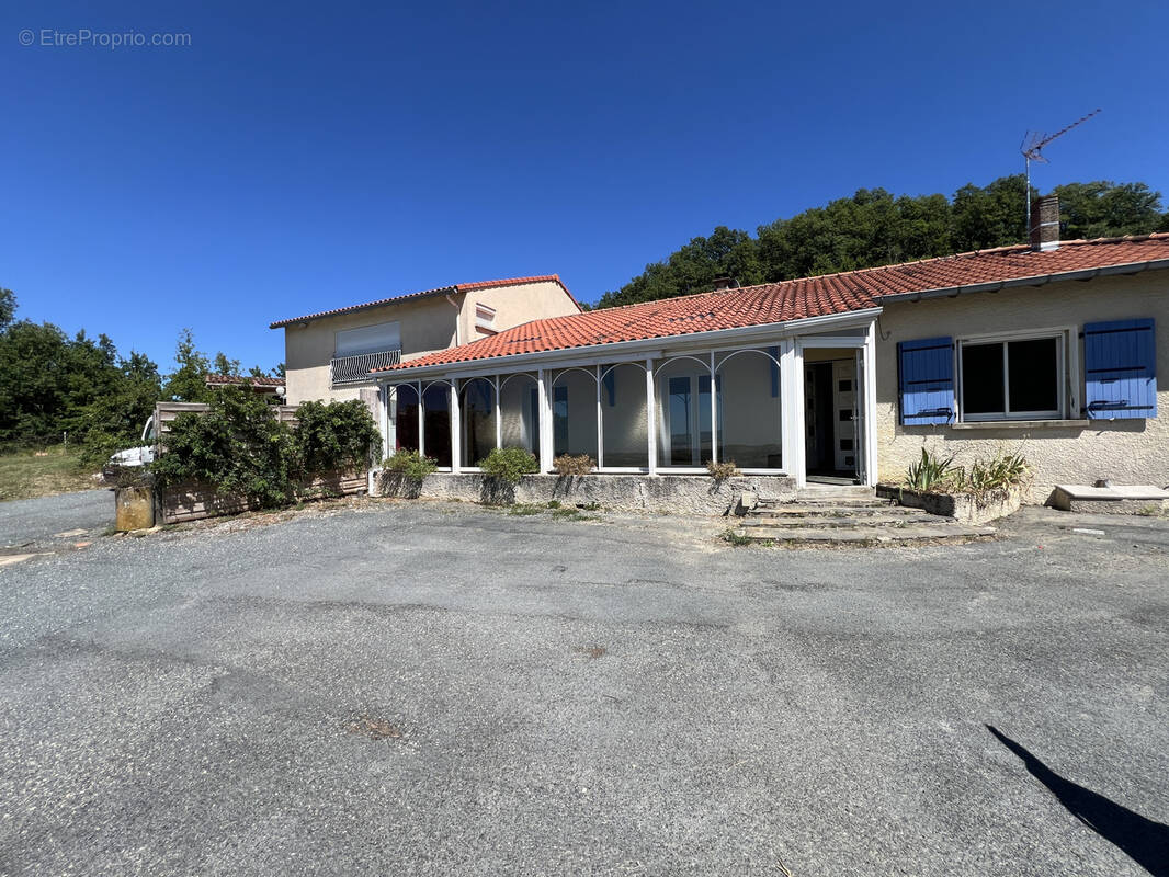 Maison à SAINT-PAUL-CAP-DE-JOUX