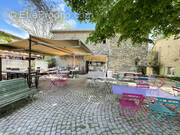 Commerce à LA GARDE-ADHEMAR